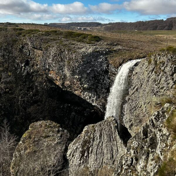 Randonnée cantal -Cascade du Déroc